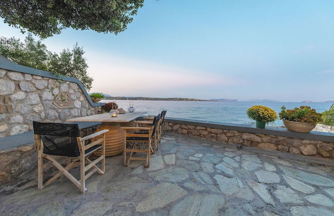 Beachfront Spetses Spectacular Fully Equipped Traditional Villa Families,groups - Photo 46