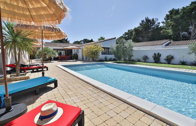Charming Villa in Le Bois-plage With Private Pool - Foto 16