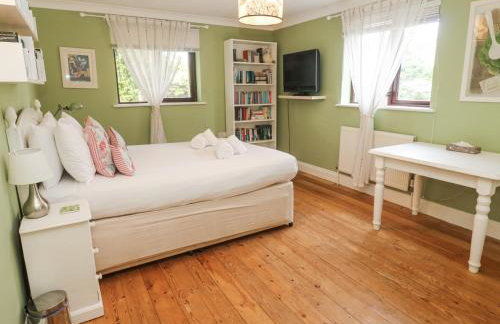 6 The Links - Photo 20