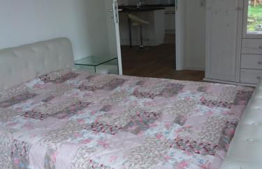 Haus Rosengarten- Ruhige Ferienwohnungen im Grünen - Foto 45