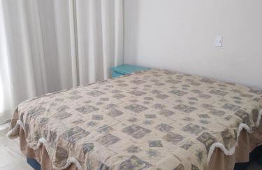 casa 700m da praia, ideal para família, 3 quartos , piscina, ar condicionado, churrasqueira, wi fi, estacionamento, até 10 pessoas, - Foto 19