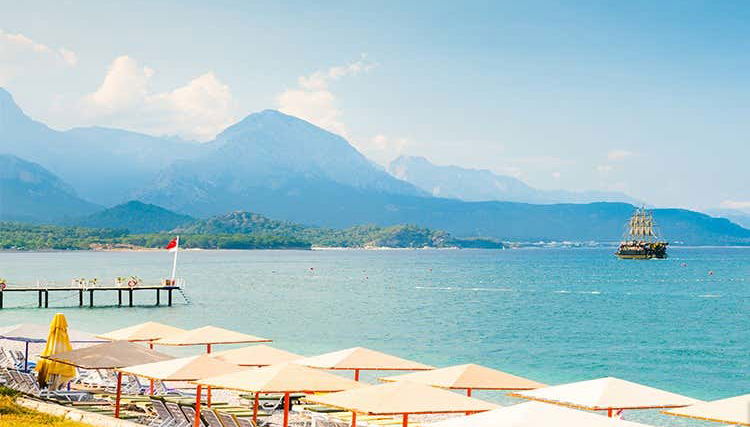 Balade en bateau pirate dans Kemer