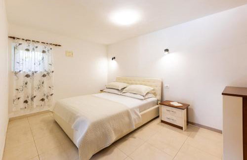 Villa Bella Pietra with private pool, sauna - Photo 26