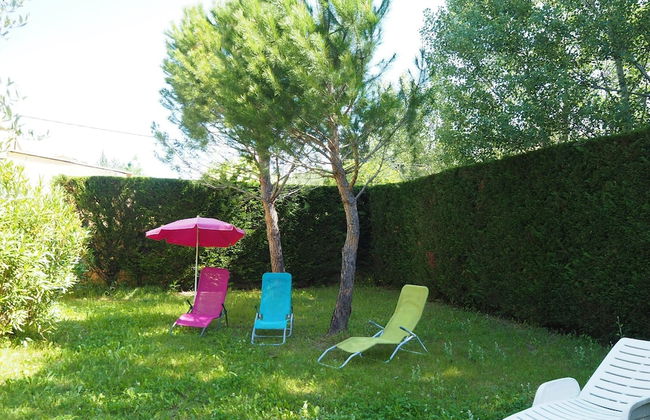 Charming Holiday Home With a Private Pool - Photo 9