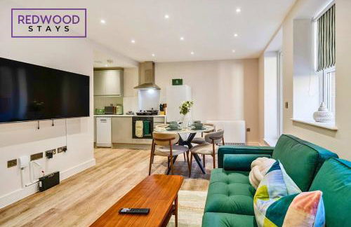 Brand New Town Center, Free Fast WiFi, Balcony By Redwood Stays - Foto 25