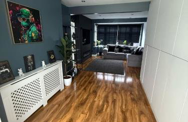 Stunning Open Plan 3 Bedroom House - Photo 14