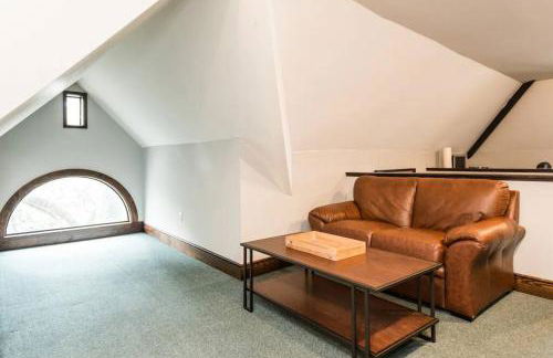 Big Blue House - Both Units - Near Forsyth Park - Foto 15