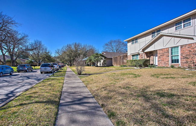 11 Mi to Holiday at Arboretum! Home with Hot Tub - Foto 63