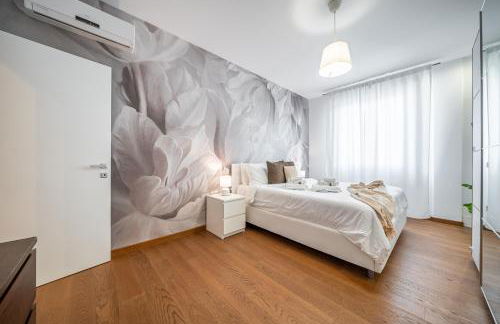 [Via Indipendenza] – Attico di lusso con Piscina - Photo 13