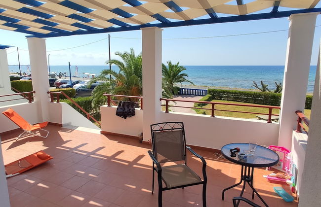 Luxury Villa Beachfront - Foto 1