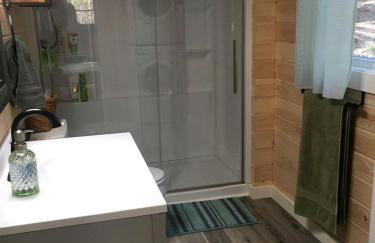 Secluded, Dog-Friendly Lakefront Cabin on Pristine Lake, Maine, for Wonderfully Romantic Getaways to Nature - Foto 16