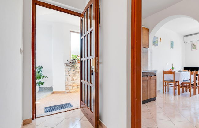 Secluded Apartment in Poreč with Garden - Foto 4