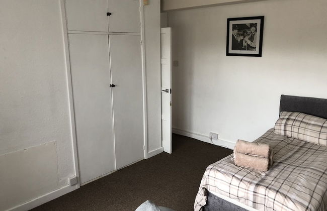 Lovely 2-bed Apartment in Solihull - Foto 5