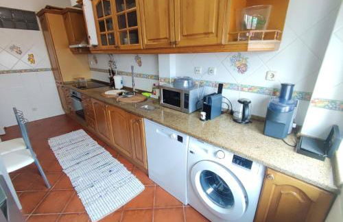 Almada, T2 apartment w balcony, Feijo, Lisbon - Foto 17