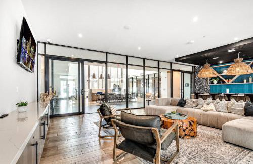 Peaceful 2BR by the Bay Pool and Coastal Vibes - Foto 45