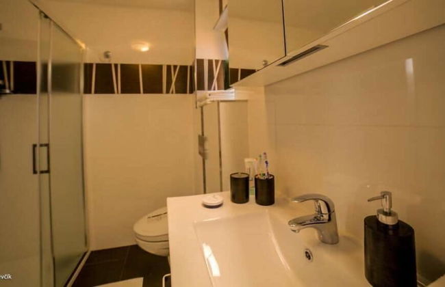 Mucha Apartments - Photo 6