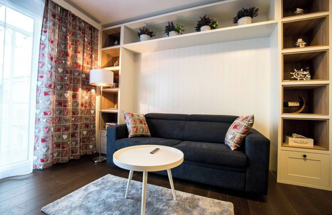 Escape to Wellness Your Lakeside Apartment Awaits - Foto 7