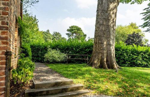 No. 5 - Chestnut Cottage - Pass the Keys - Photo 15