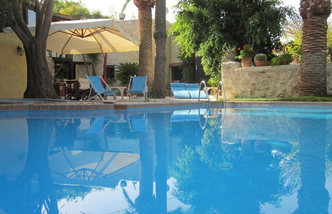 Attractive Greek House with Private Pool near Sea & City Center - Foto 39