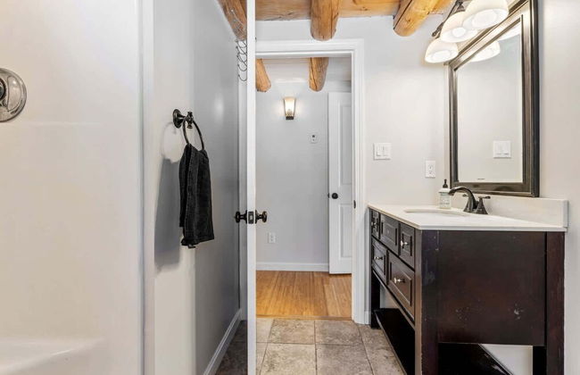 Good Tidings Stay for 8! - Photo 35