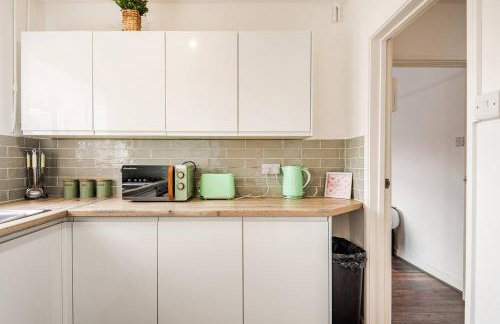 Entire House-Long Stays in Gloucester-Contractors- Families - Foto 15