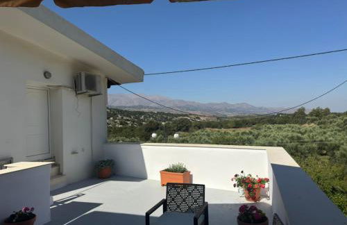 Niki Mountain House - Photo 2