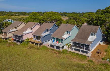 Renovated 2 Br Sleeps 5 With Free Guest Passes - Photo 68