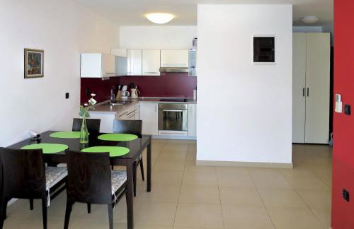 Apartment Milevoj-3 by Interhome - Foto 7