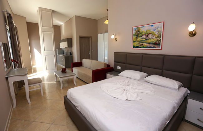 Serxhio Apartments - Photo 9