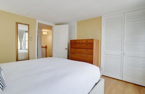 Sojourn Only 8 Blocks to Capitol and Private Patios - Foto 21