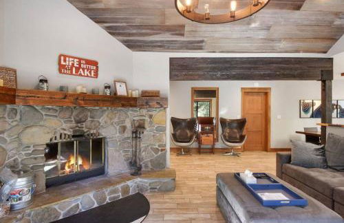 Luna Cabin - 5BR Hot Tub A/C Game Room EV Charger - Foto 23