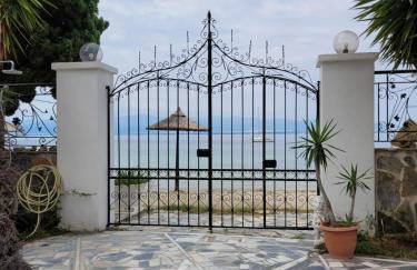 Mamidaki Beach House - Photo 2