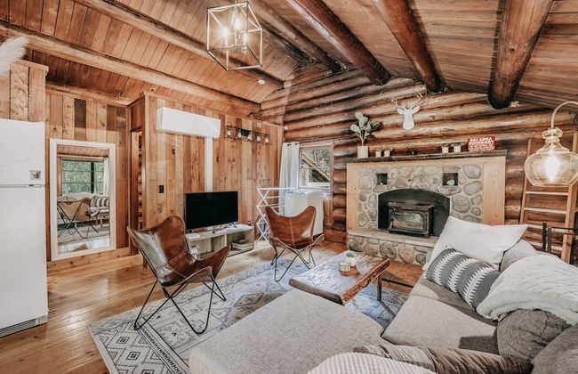 76GS - Genuine Log Cabin - WI-FI - Pets Ok - Sleeps 4 - Foto 15