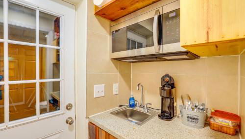 Mtn Cabin 1 Mi to TIEC Outdoor Kitchen and Fire Pit - Foto 5