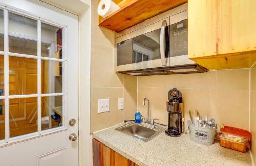 Mtn Cabin 1 Mi to TIEC Outdoor Kitchen and Fire Pit - Foto 5