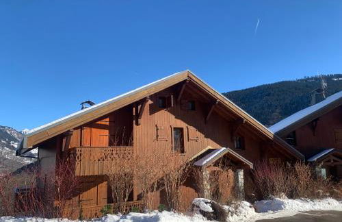 Chalet Edelweiss - Balcon vue montagne à Meribel les Allues - Foto 2