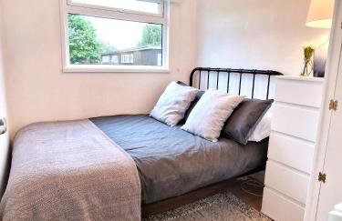 93 Broadside Holiday Chalet near Broads & Beaches - Photo 4