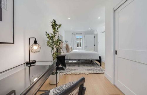 Brand New Apt w Parking Blocks from Downtown- D - Foto 8