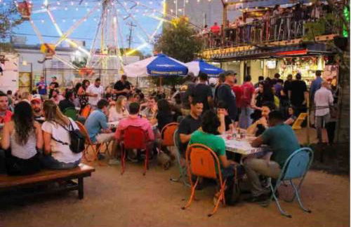 The Castle! by the Lake with Pool & Balcony West Plano - Foto 32