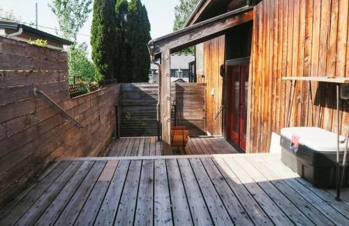 Fenced Yard, Walkable, Parking! - Photo 12