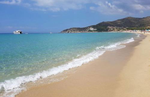 Stylish Home With Patio 4 min Walk to the Beach - Foto 33