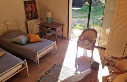 Maison de Caractère située au coeur des domaines viticoles de BANDOL - Foto 26