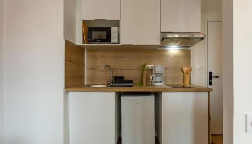 Le Tisserand - Appartement Cosy proche de la Gare - Foto 5, stove