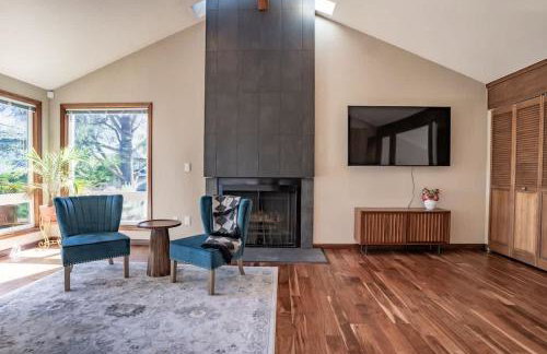 PNW Contemporary Retreat near Lake Sammamish - Foto 27