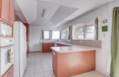 Oceanfront Keaau Gem Ocean and Sunrise Views, Pool - Foto 10