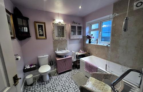 Glastonbury Rose Cottage - Photo 28