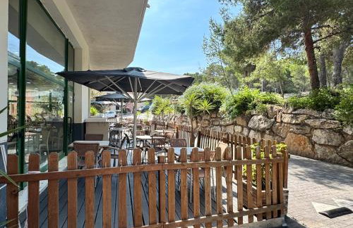 Sea View Apartment, spacious and renovated, 10 minutes to the beach, pool - Photo 20