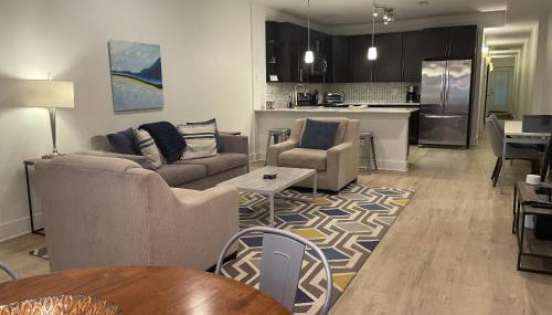 Luxe 2BD2BA Townhouse in Hip Area - Near Metro - Foto 2, Other