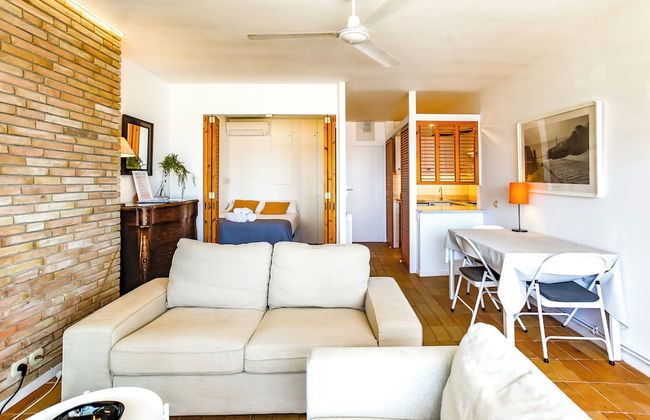 Newly Renovated Beachfront Apartment Ideally Located in Penelope - Foto 19