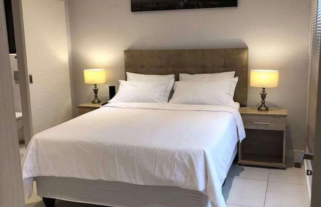 Stunning Apartment in Sandton - Photo 23